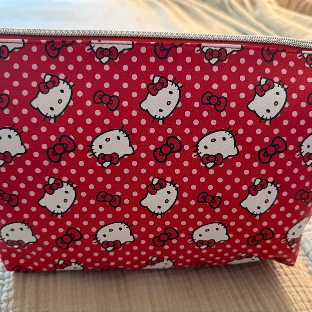 Sanrio Hello Kitty Polka Dot Trapezoid Cosmetic Travel Bag NWT